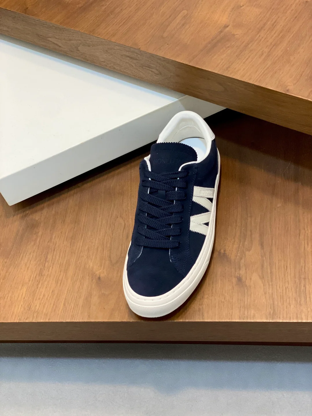 Mon low-top retro sneakers