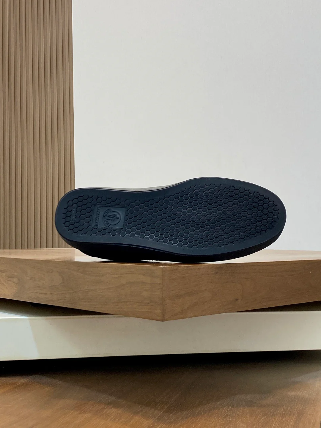 Mon low-top retro sneakers