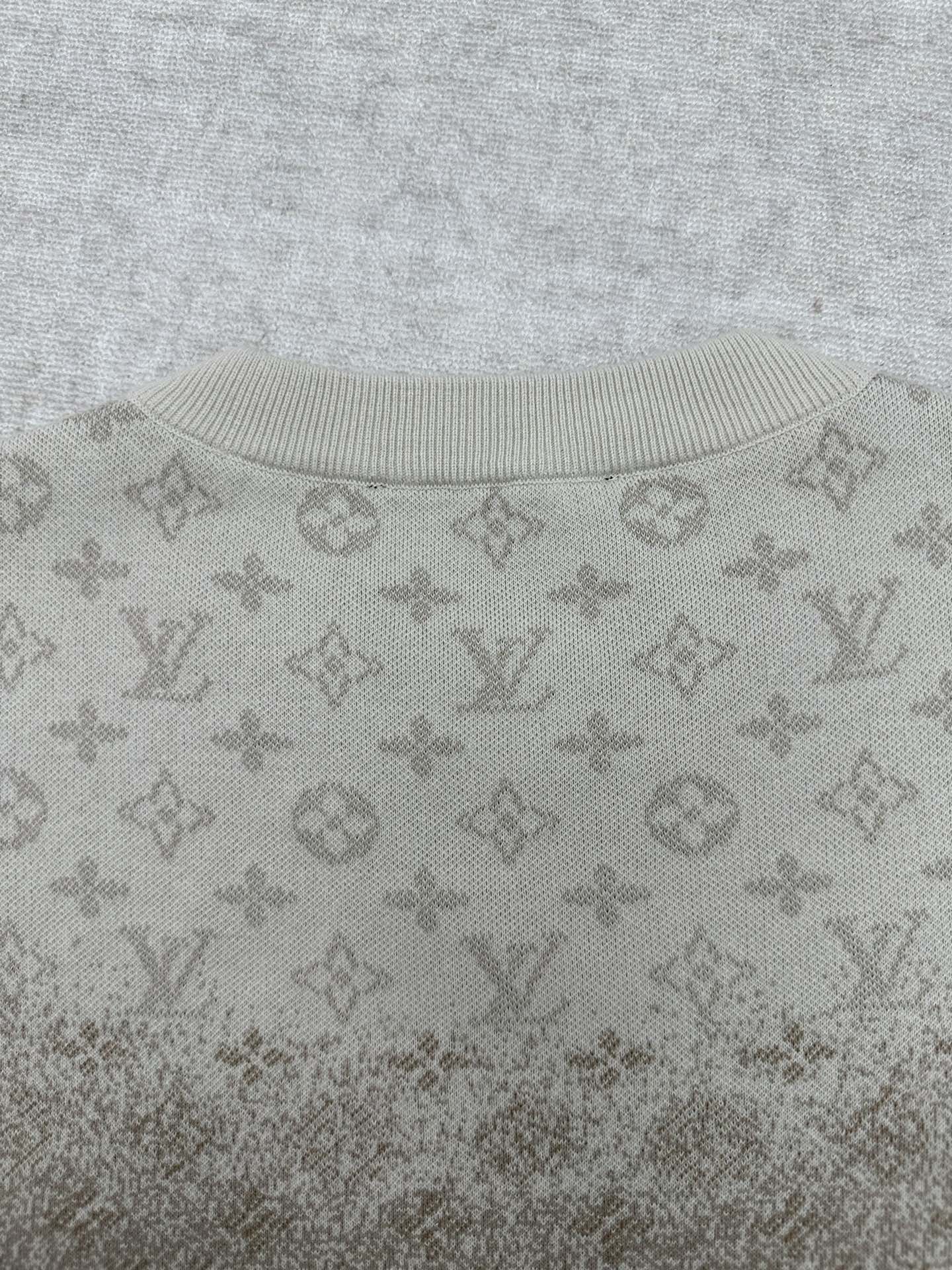 Loui sweater