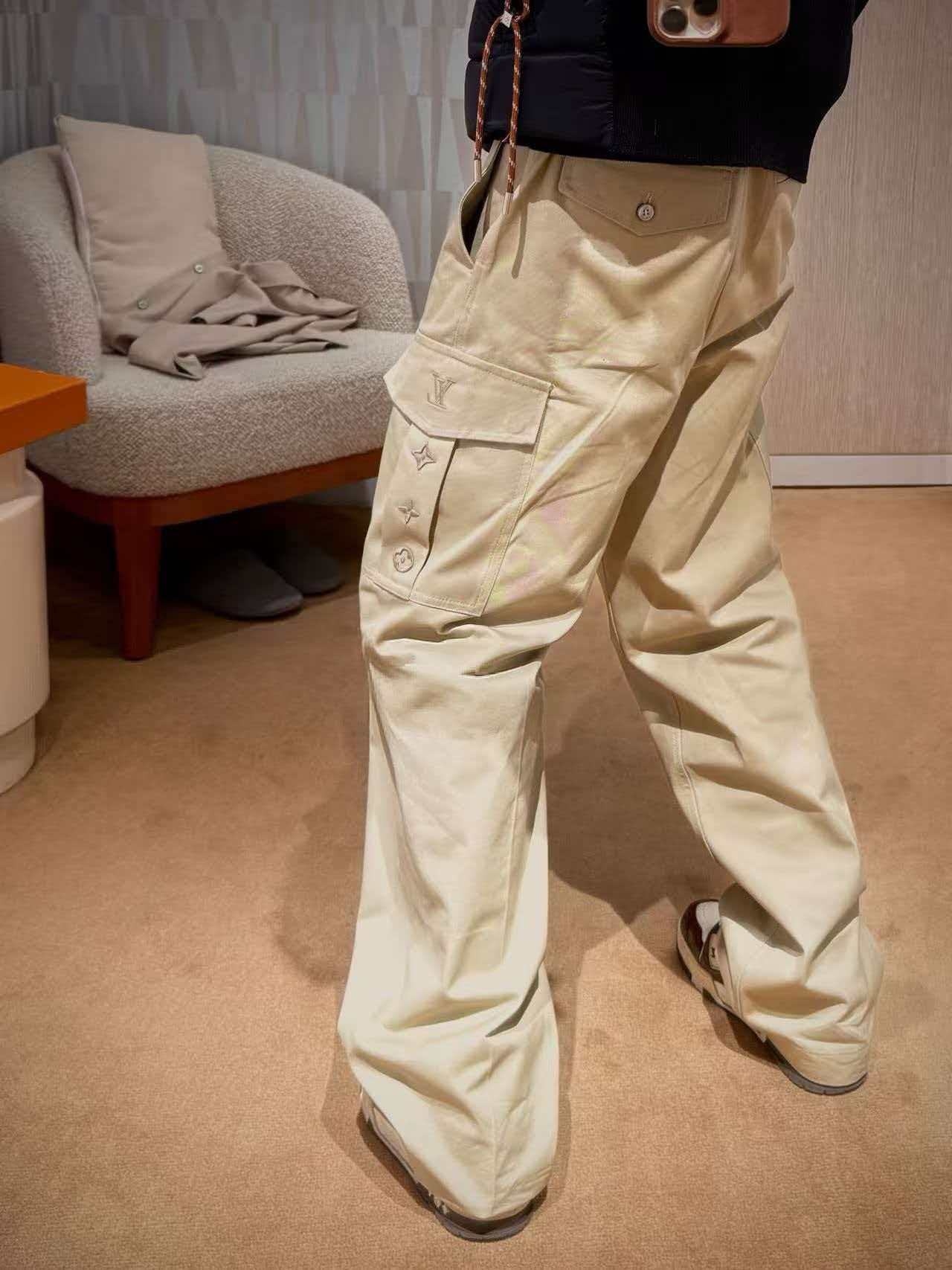 Louis embroidered pants